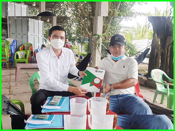 xây nhà phố hiện đại 1 trệt 2 lầu
